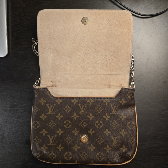 Musette Tango Monogram Bag - Picture 9 of 11